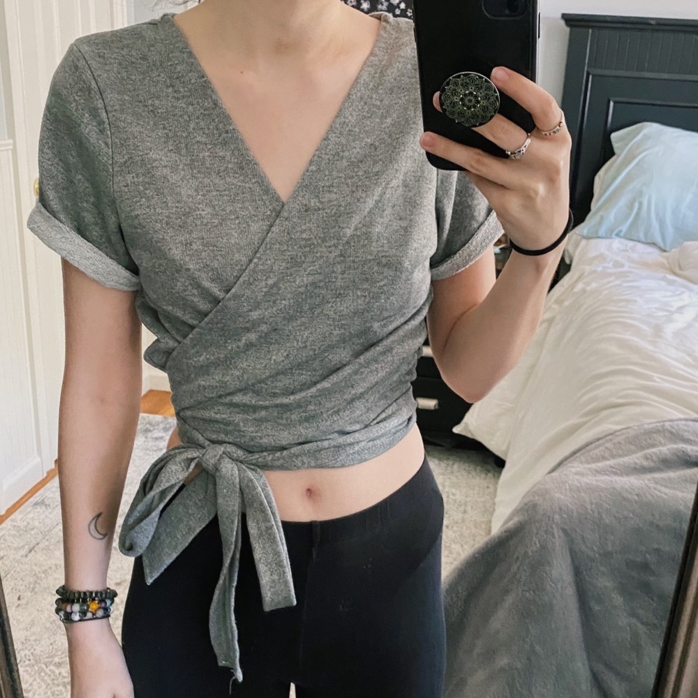 Polly & Esther Grey Wrap Crop Top